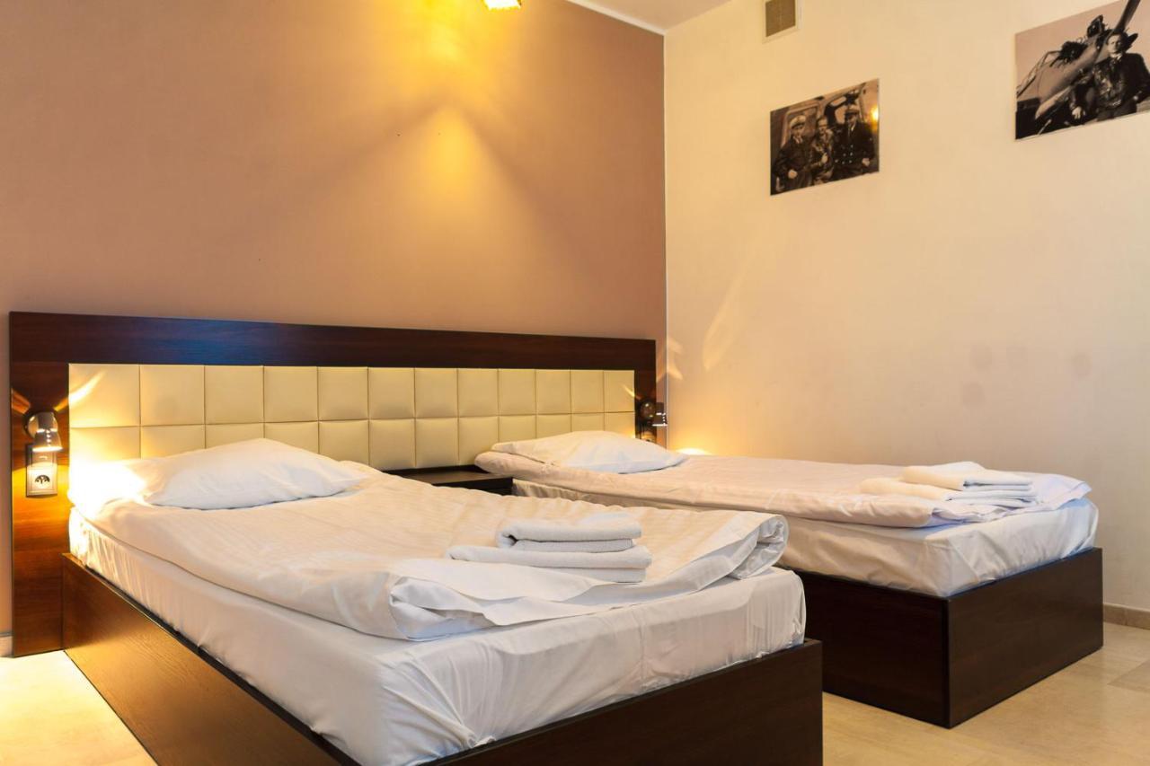 Avion Hotel Swidnik  Luaran gambar
