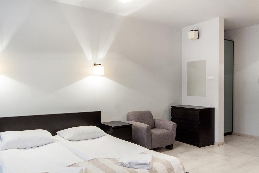 Avion Hotel Swidnik  Bilik gambar