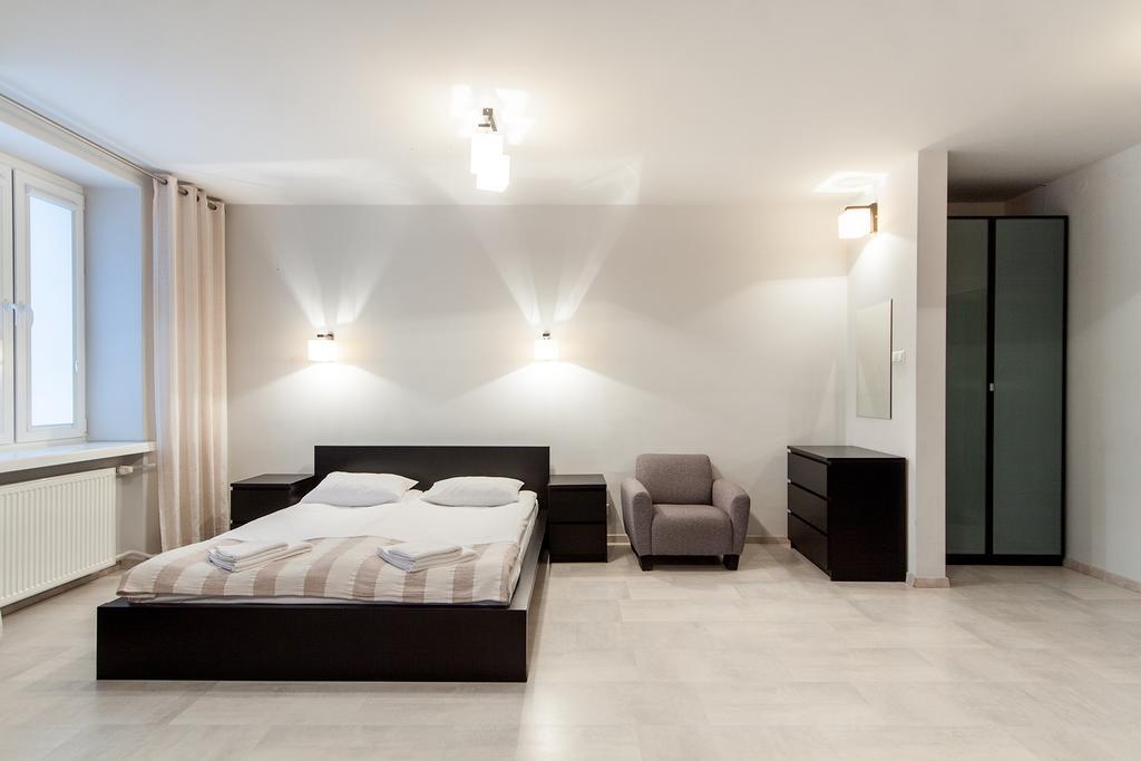 Avion Hotel Swidnik  Luaran gambar
