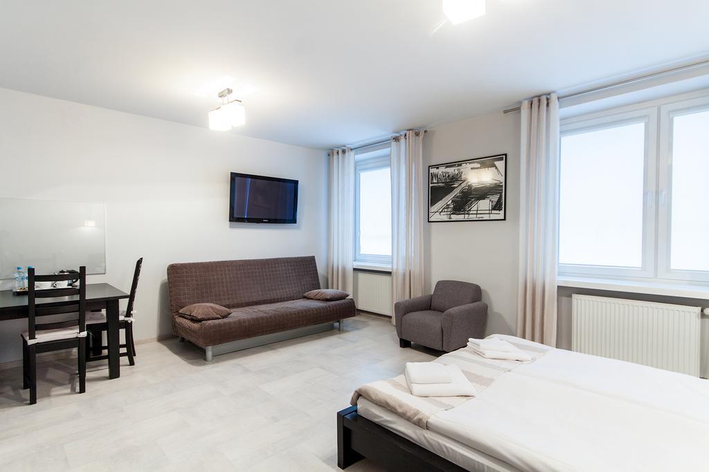 Avion Hotel Swidnik  Luaran gambar