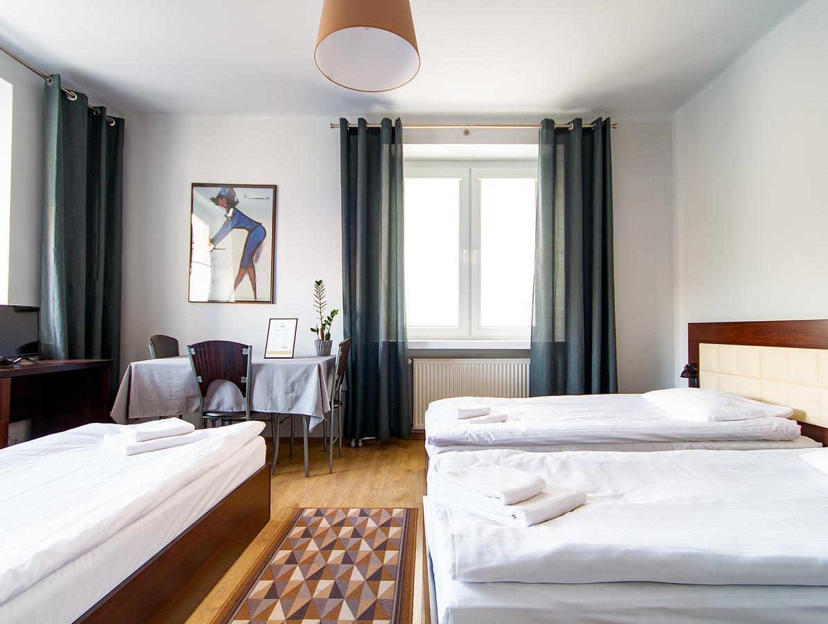 Avion Hotel Swidnik  Luaran gambar